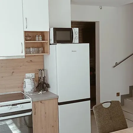 Caloroczne Ogrzewane Kominkiem * Stegna (Pomerania)